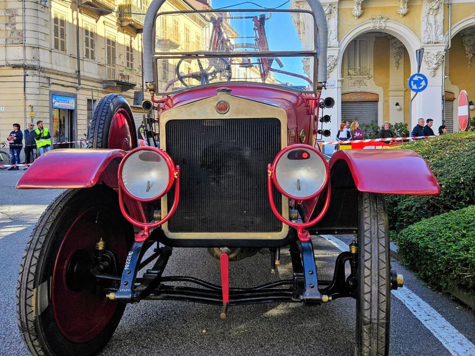 L’autopompa dei pompieri Amsap