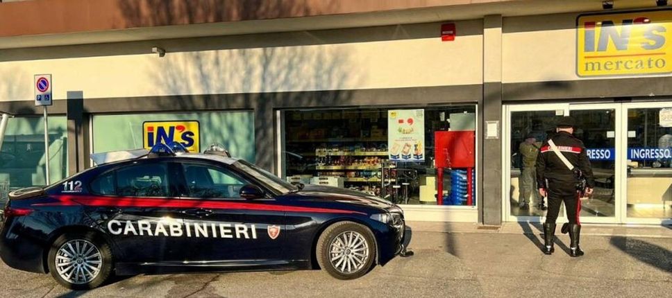 furto carabinieri