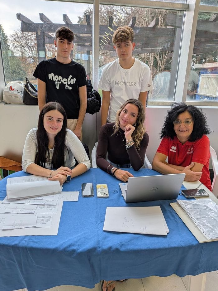 Studenti del Bona e del Gae Aulenti a supporto della manifestazione