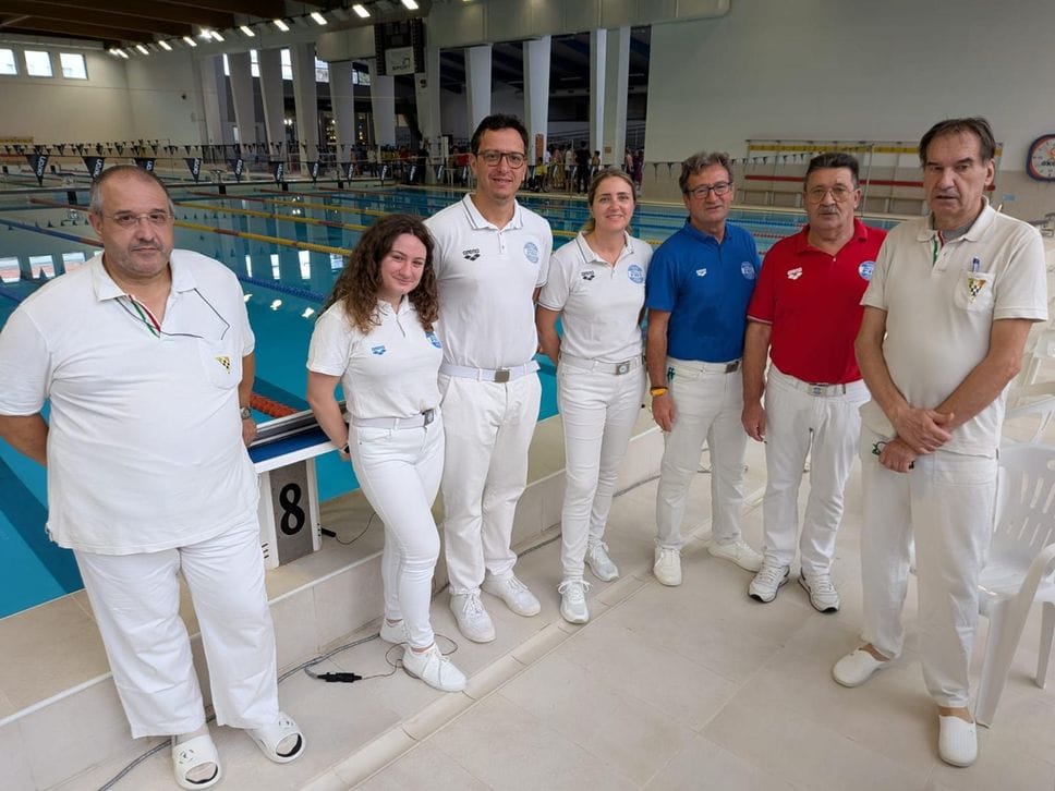 Cronometristi e giudici della Federazione italiana nuoto