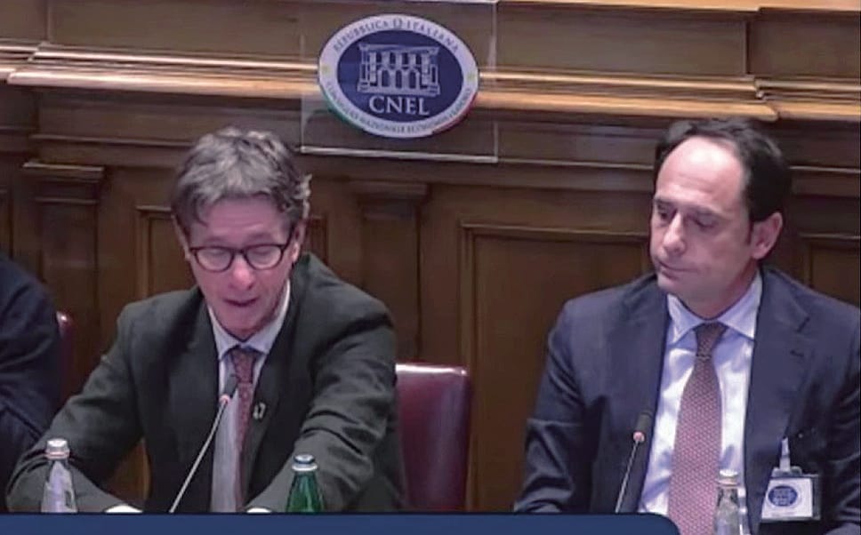 Samir de Chadarevian, responsabile  Buone pratiche Asvis con Marco Bardelle durante il suo intervento