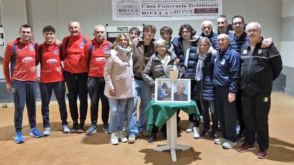 I finalisti del memorial Dellamontà-Mora durante la premiazione