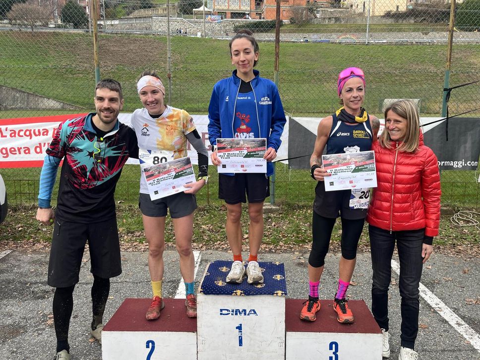 Podio femminile medium