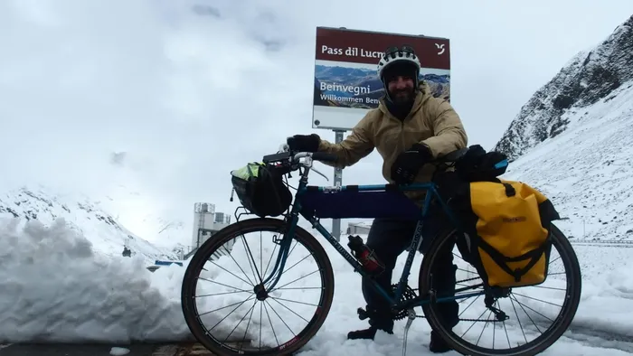 Federico Ressico Neve e chilometri nel viaggio solidale di Ressico