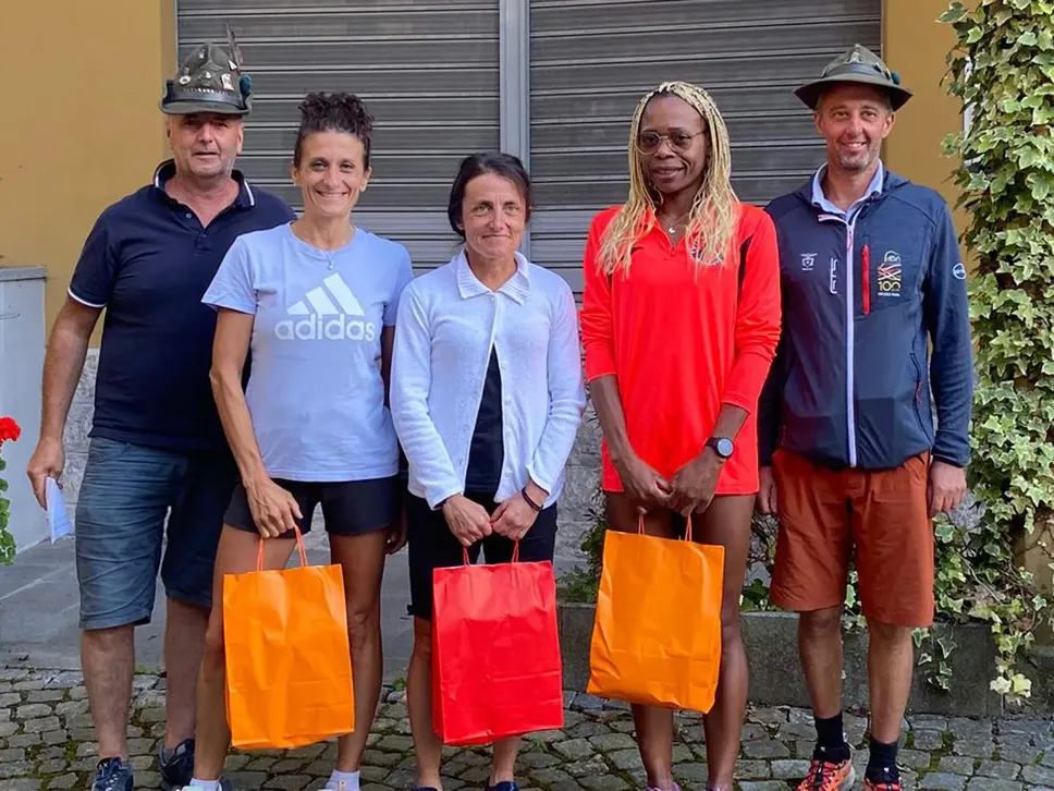 La premiazione femminile dell’ultima gara del Trittico