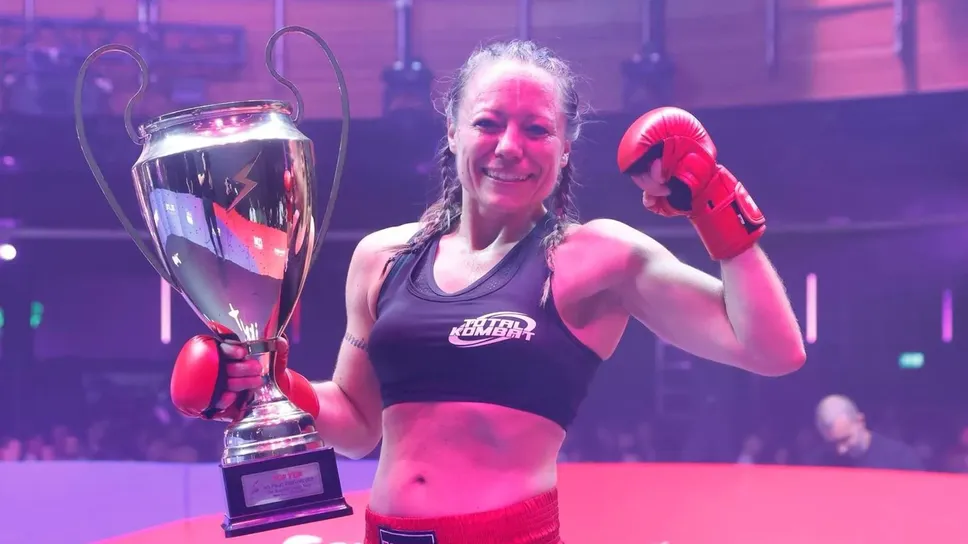Kick Boxing Nicole Perona Kick Boxing Nicole Perona
