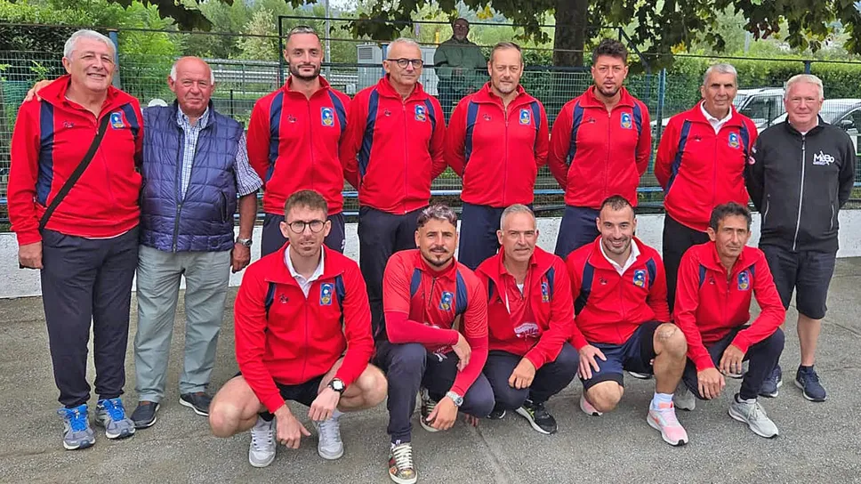 Giocatori, dirigenti e tecnici del CRC Gaglianico/Botalla nella prima uscita in Coppa Italia Giocatori, dirigenti e tecnici del CRC Gaglianico/Botalla nella prima uscita in Coppa Italia