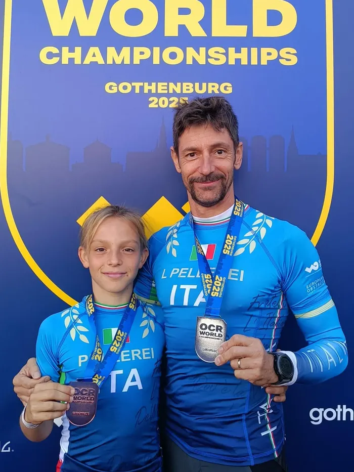 Elio Pellerei e Luca Pellerei con le medaglie mondiali