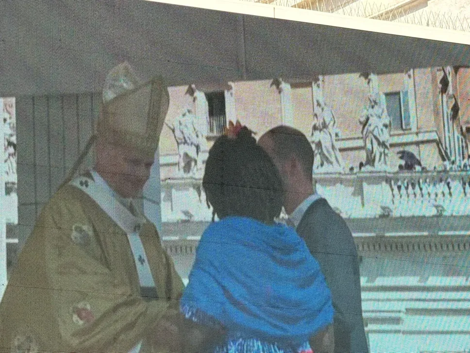 Irene e Samuele dell’oratorio di Pollone con Papa Leone XIV