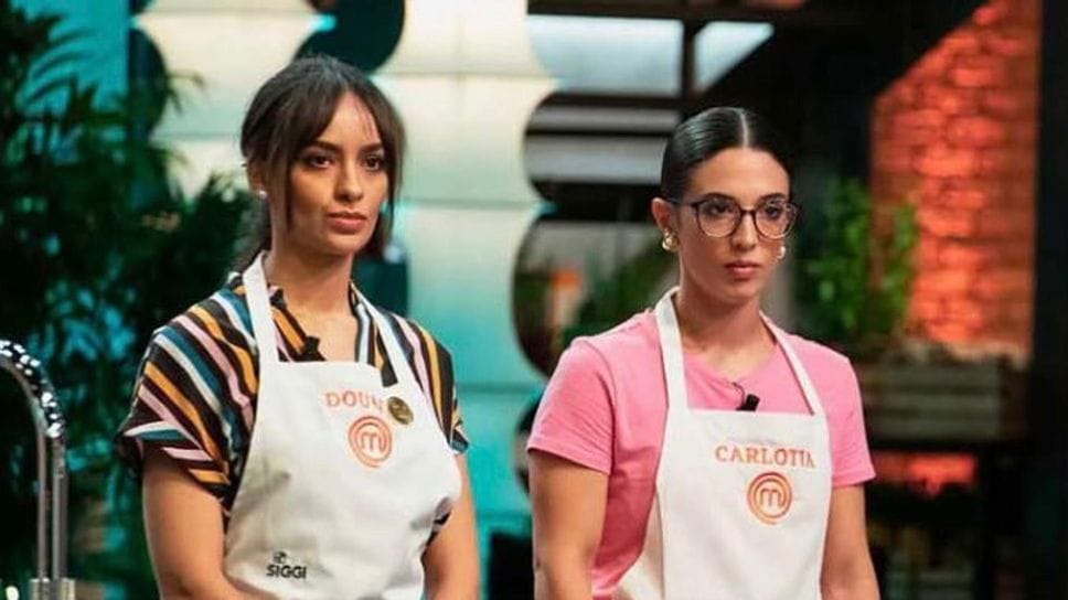 Carlotta Bertin, a destra, con la collega-rivale Dounia