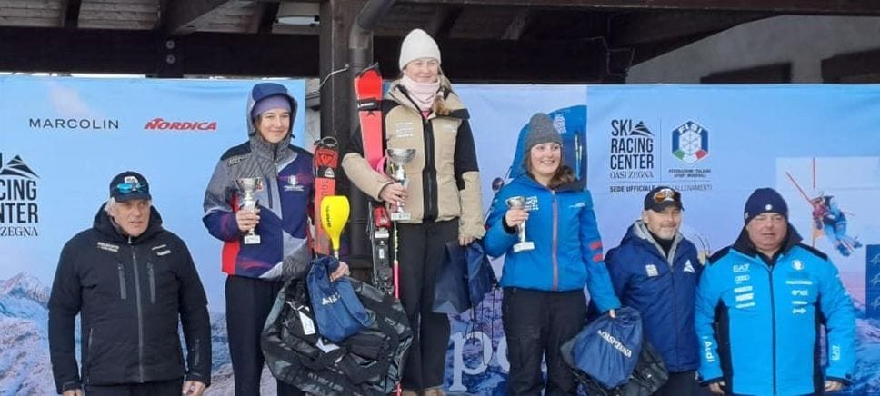 Il podio giovani della seconda gara Fis femminile del Trofeo Zegna