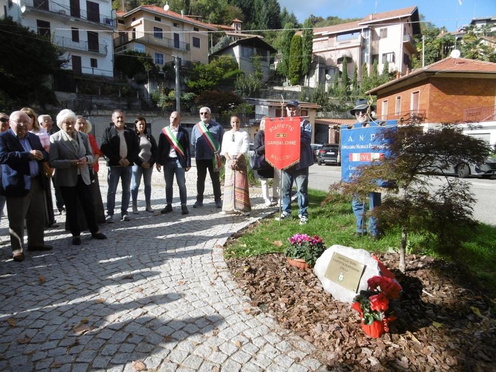 L’intitolazione delle targhe alle due staffette partigiane