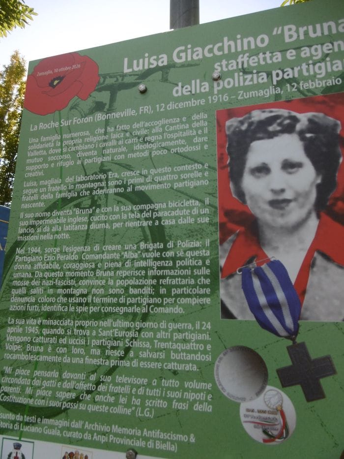 L’intitolazione delle targhe alle due staffette partigiane