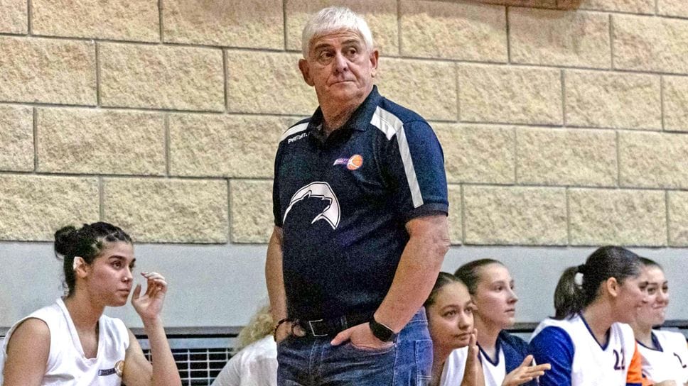 Bfb: coach Bertetti lascia la panchina