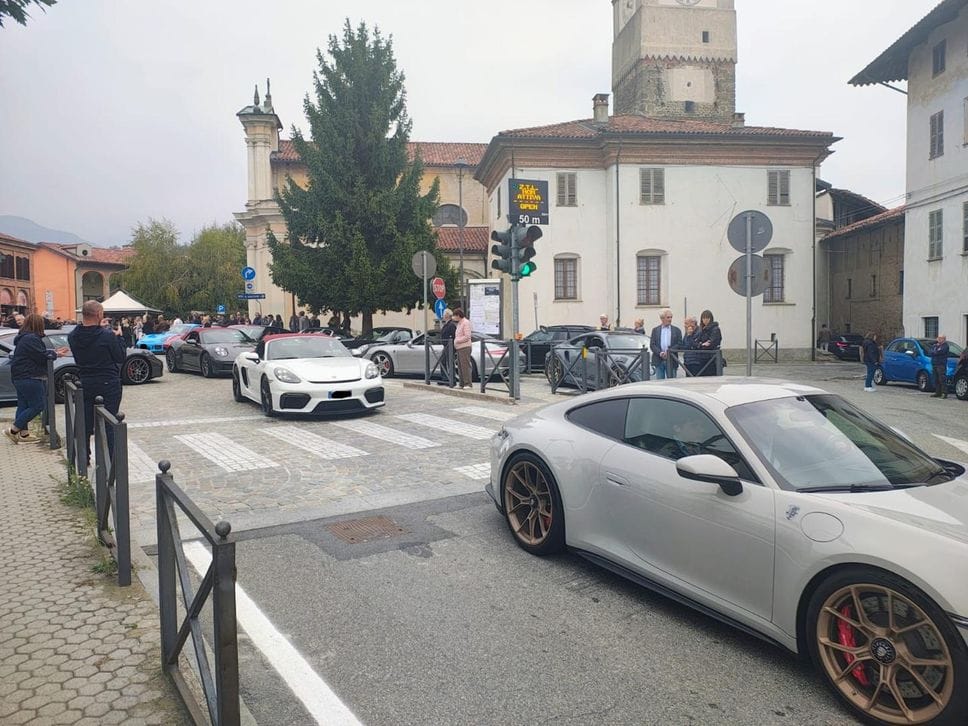 Centinaia di persone per l’addio a Denis Trabbia