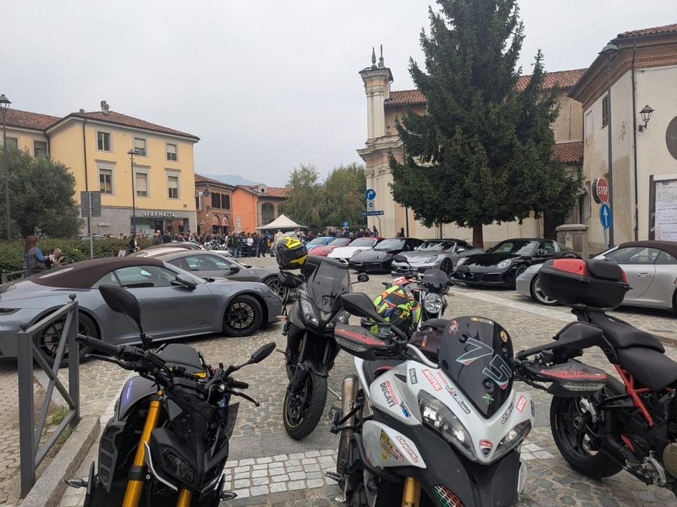Centinaia di persone per l’addio a Denis Trabbia