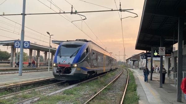 Treni, ancora giorni difficili per i viaggiatori