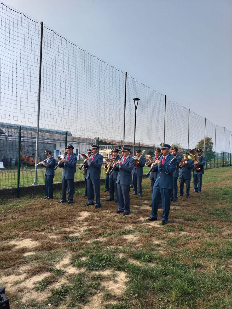 Dall’inaugurazione del campetto alle borse di studio per i ragazzi