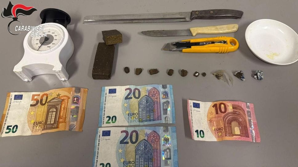 Un 22enne arrestato per spaccio ai giardini