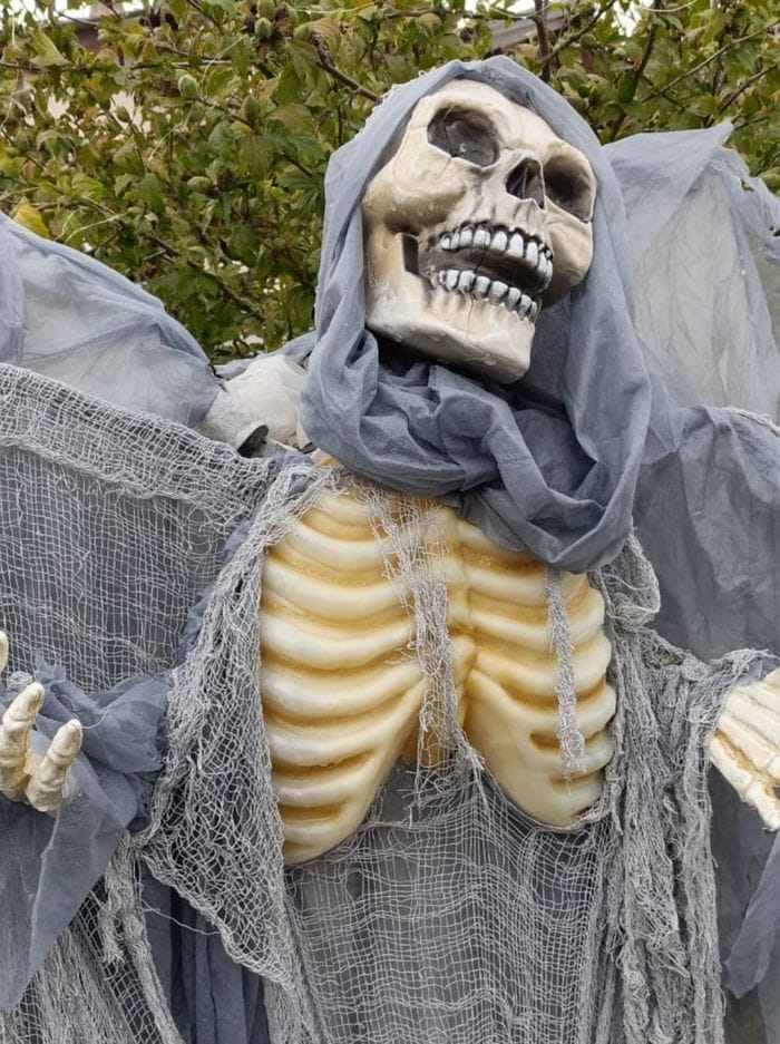 Effetto Halloween, un giardino spettacolare a Castelletto Cervo. Fotogallery