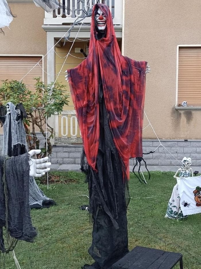 Effetto Halloween, un giardino spettacolare a Castelletto Cervo. Fotogallery