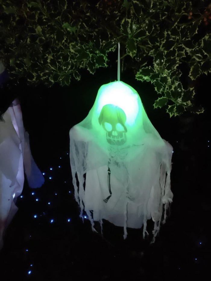 Effetto Halloween, un giardino spettacolare a Castelletto Cervo. Fotogallery