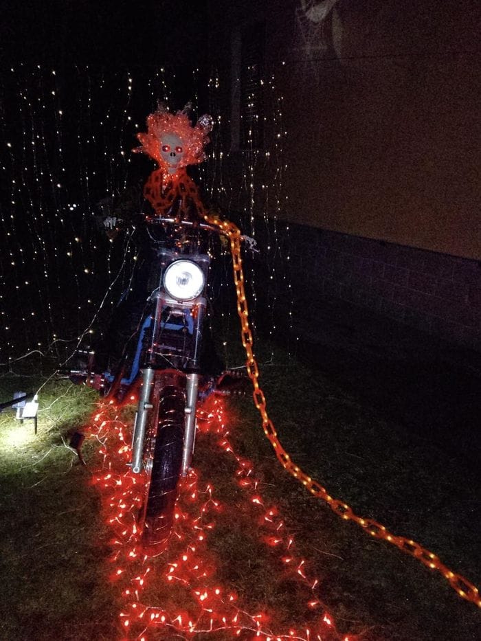 Effetto Halloween, un giardino spettacolare a Castelletto Cervo. Fotogallery