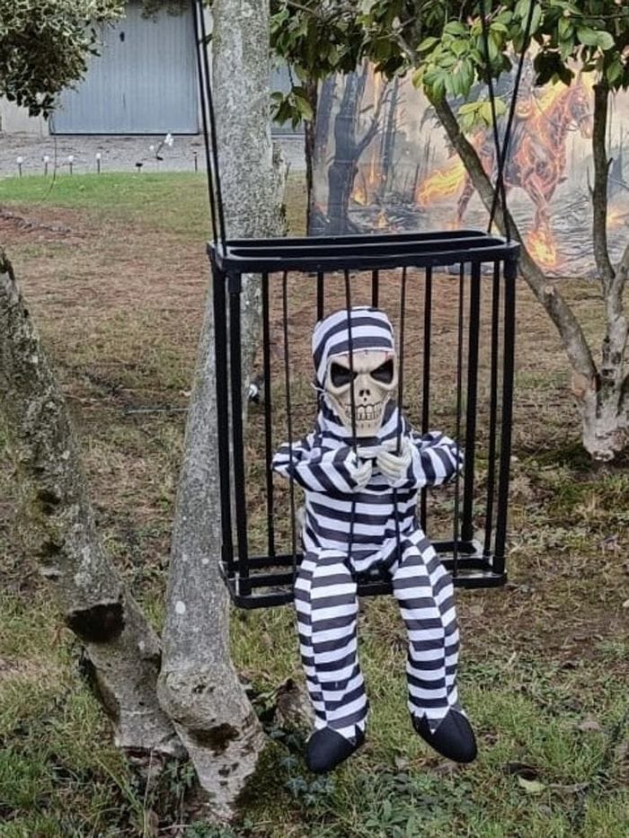 Effetto Halloween, un giardino spettacolare a Castelletto Cervo. Fotogallery