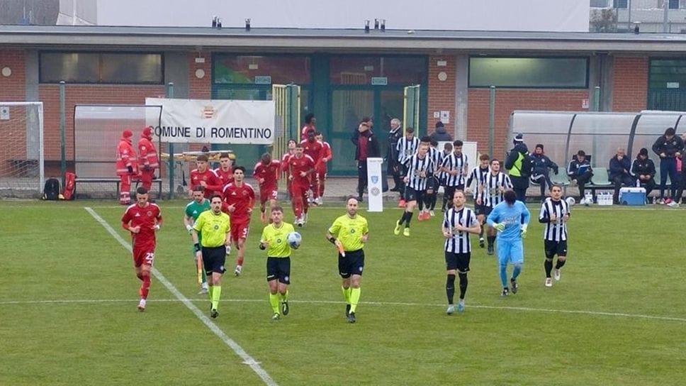 L’ingresso delle squadre in campo