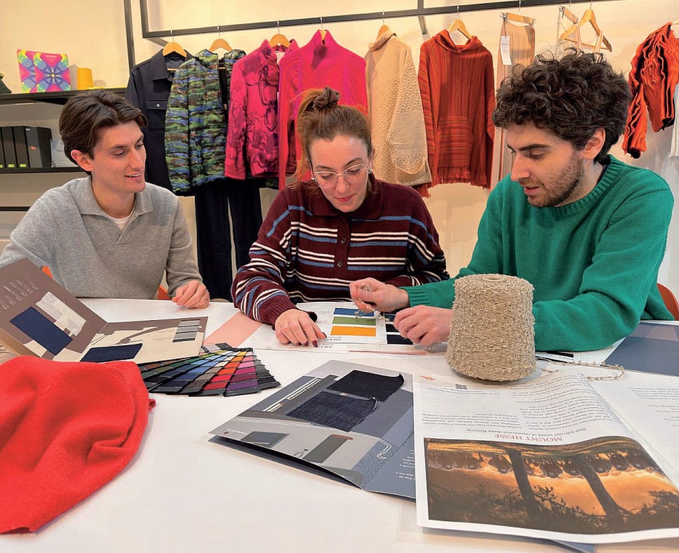 Alessandro Dalla Pozza e Roberto Circelli  (Ricerca e sviluppo) con valeria Oppezzo  (Ufficio marketing)