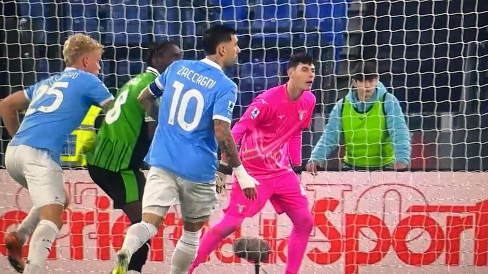 Edoardo Motta durante la partita con il Sassuolo