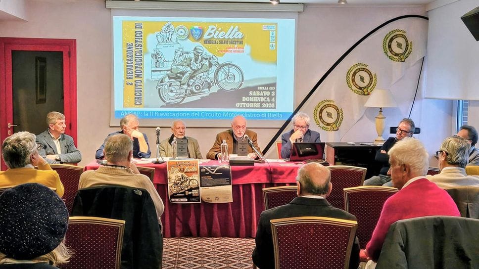 Il tavolo dei relatori durante l’assemblea annuale di Amsap