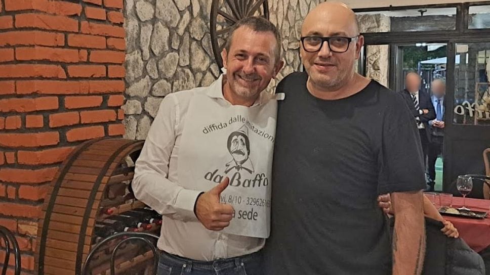 Il caso del ristorante che imbarazza Delmastro