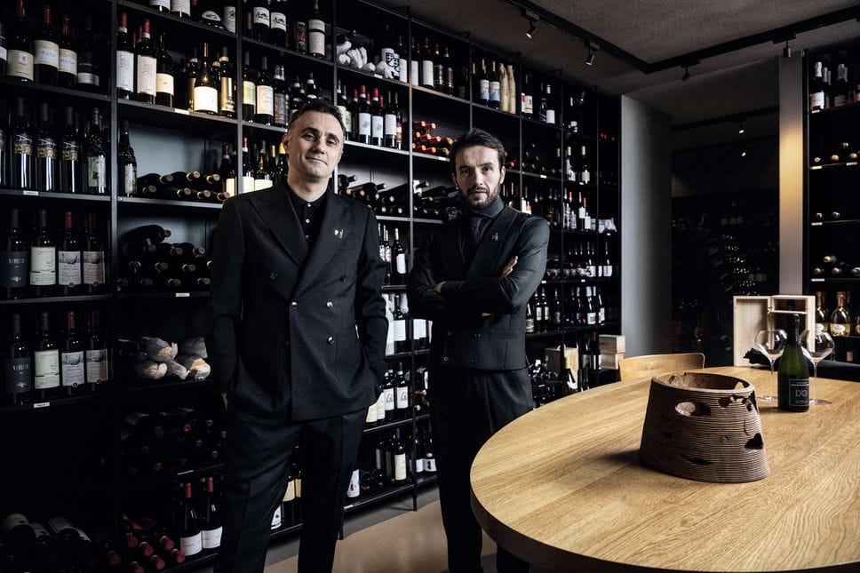 Lanieri veste lo chef Davide Oldani  e la squadra del ristorante D’O   e del ristorante Olmo  