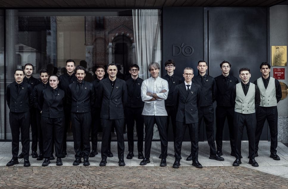 Lanieri veste lo chef Davide Oldani  e la squadra del ristorante D’O   e del ristorante Olmo  