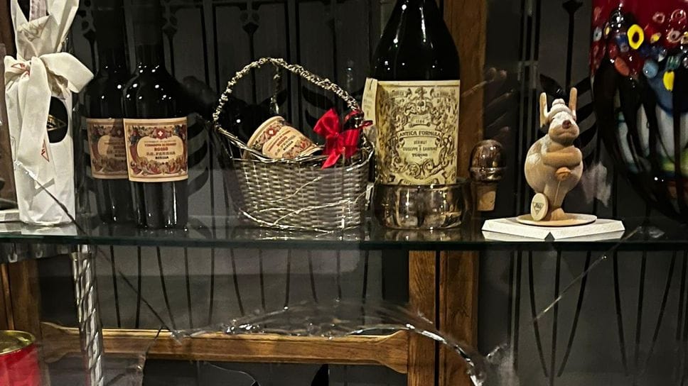 Ancora danni e furti al bar Ferrua di Biella