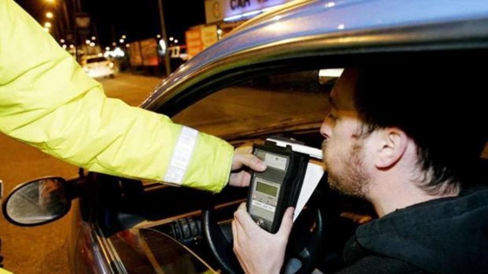 Fermato al cimitero di Salussola: era ubriaco alla guida