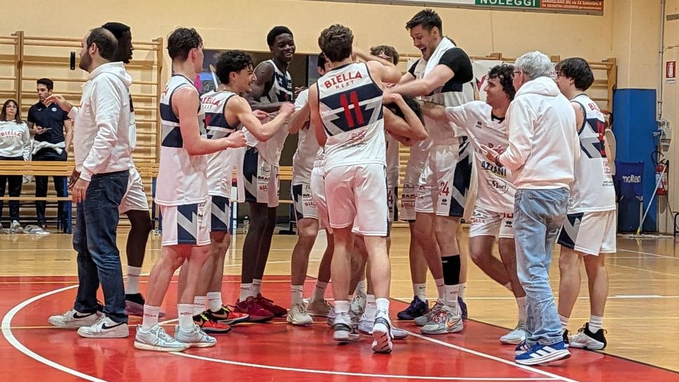 La gioia a fine partite dei giocatori di Biella Next