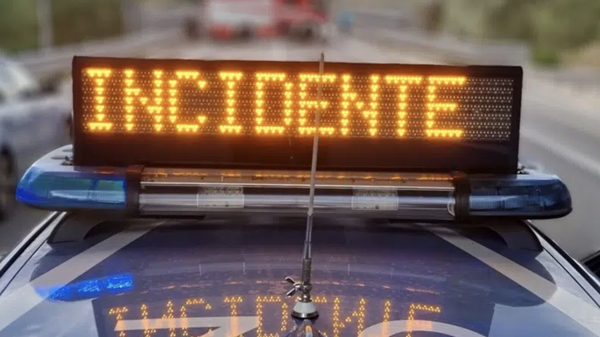 Giovane in ospedale dopo un tamponamento