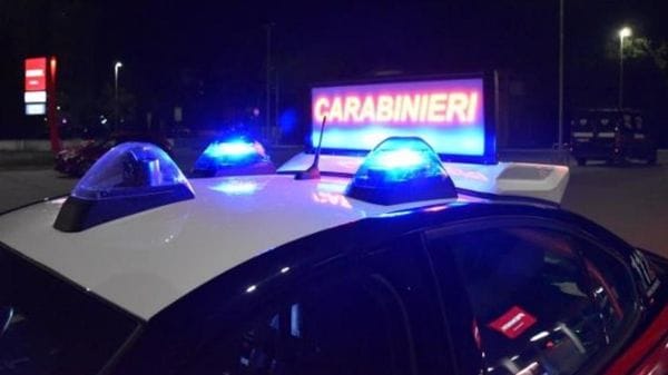 Droga, due persone fermate dai carabinieri