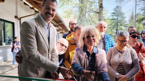 I visi in bianco e nero delle persone di Anffas Biellese sono diventati famosi