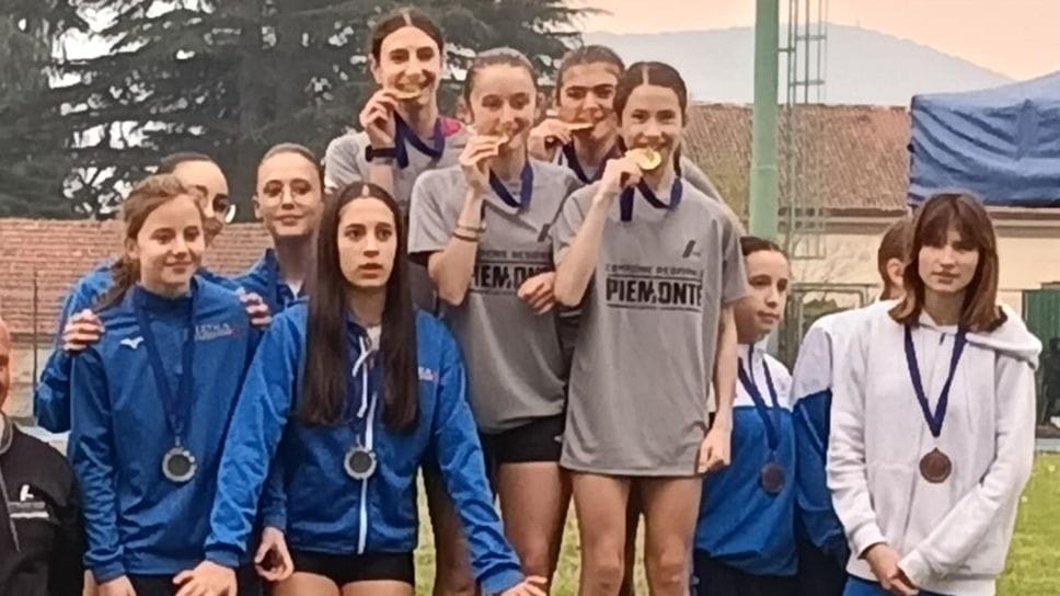 Stronese Nuova NordAffari campione 4x100 ragazze