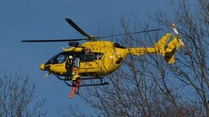 Finisce in una scarpata con la moto: elitrasportato all’ospedale in codice rosso