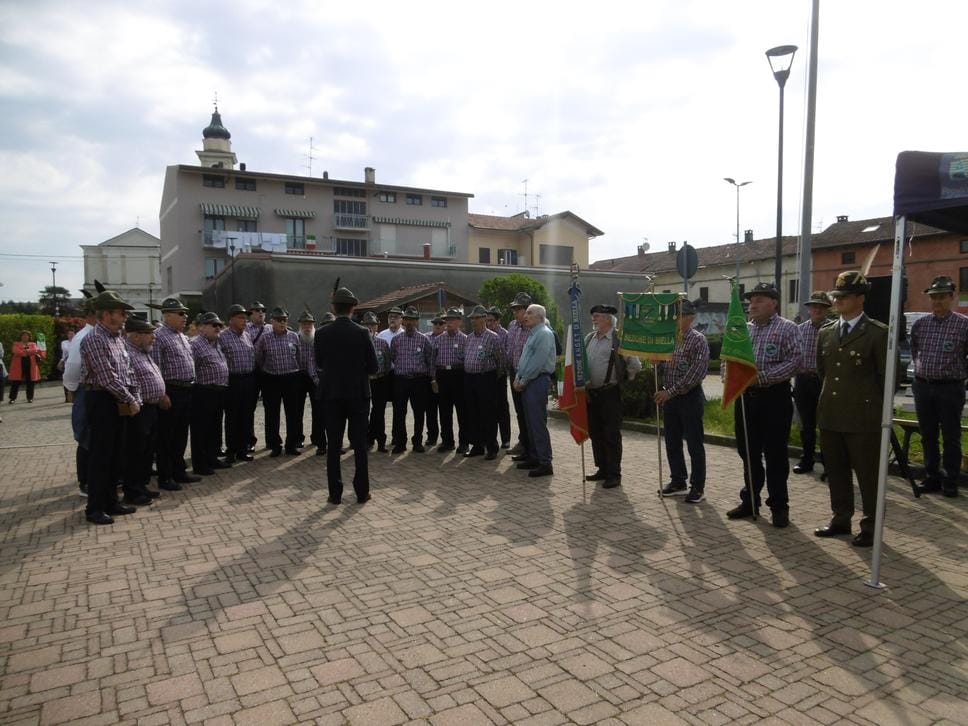 La festa del 90° degli alpini di Cerrione, Vergnasco e Magnonevolo