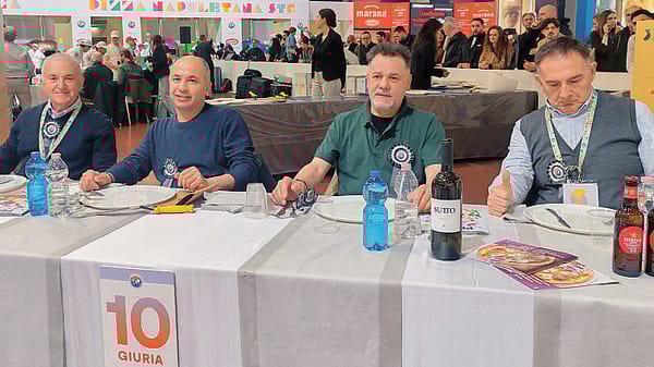 Mondiali di pizza: Massimo Parente giudice a Parma    