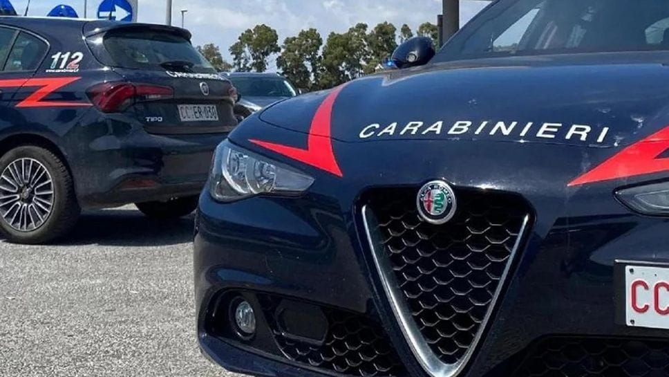 Furto al Bar Sport di Roasio: tre uomini in fuga