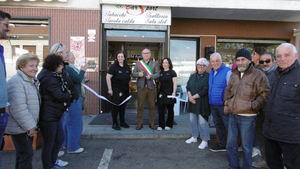 Sandigliano, riapre lo storico bar sport