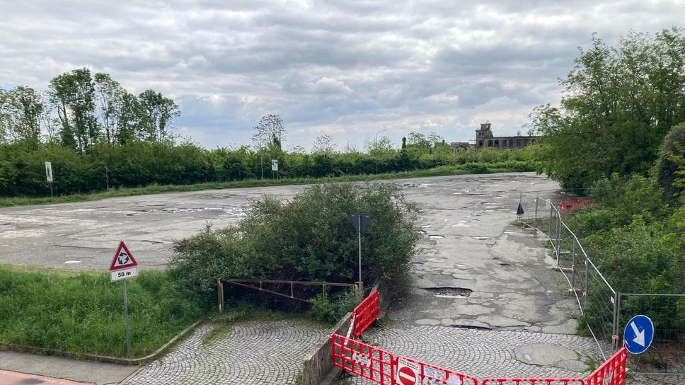 Riapre a metà il parcheggione di via Cernaia