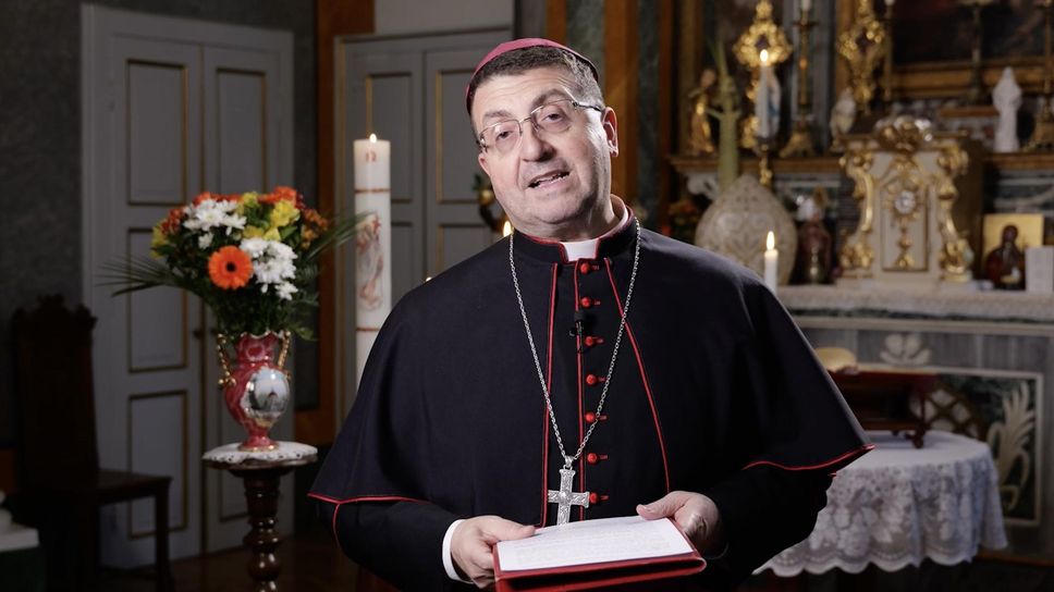 Gli auguri di buona Pasqua del Vescovo