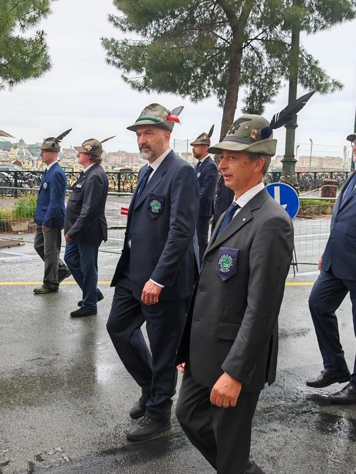 Gli alpini biellesi hanno sfilato all’Adunata di Genova. Fotogallery